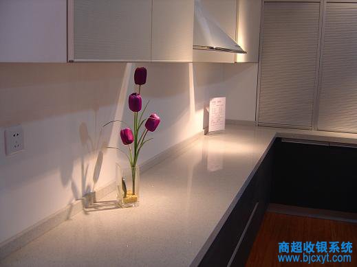 石英石臺面表面發暗變黃如何處理